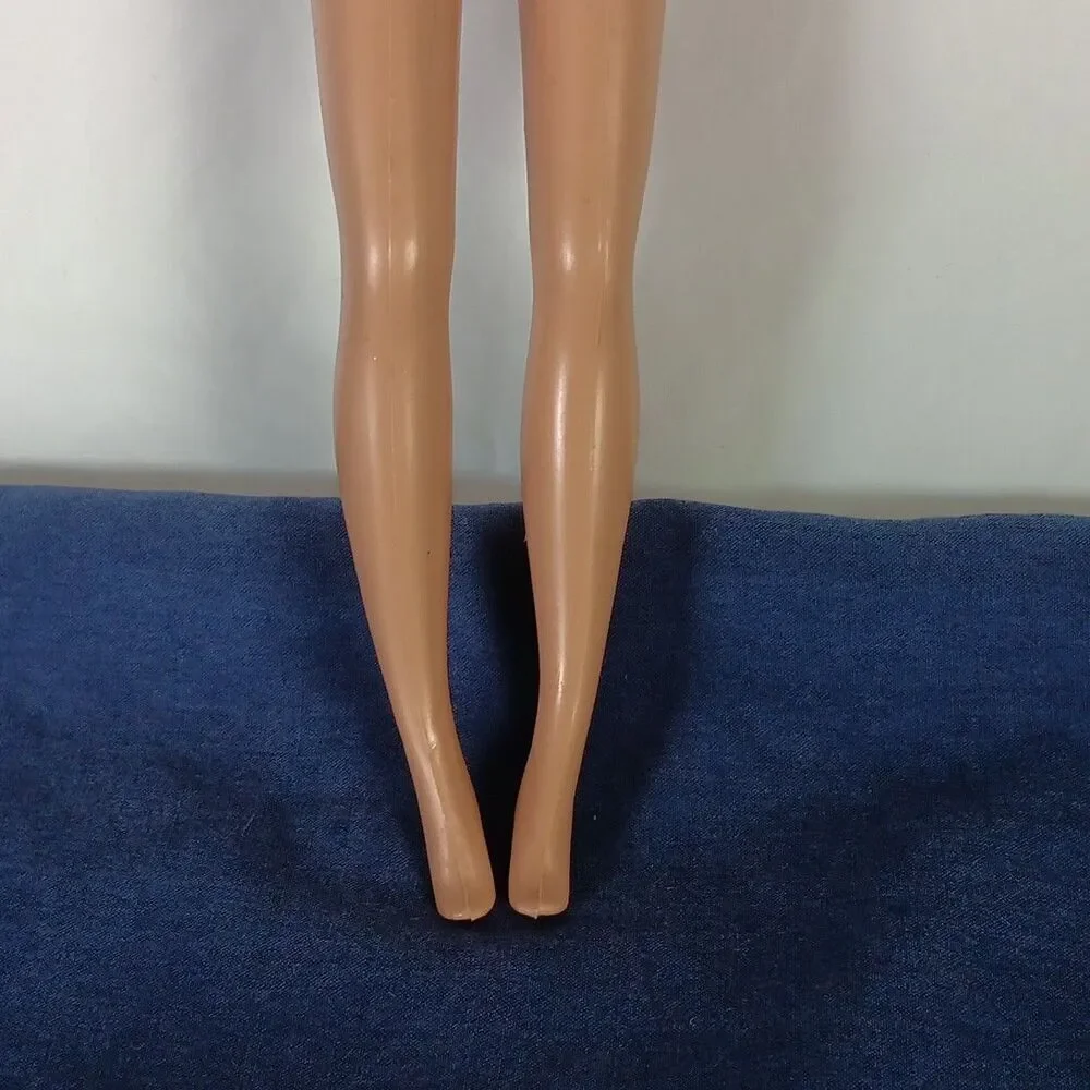 Barbie Twist and Turn Blonde Blue Eyes Earrings Formal Gown Vintage Non Bending